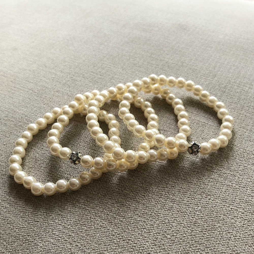 Pearl Bracelets (4)